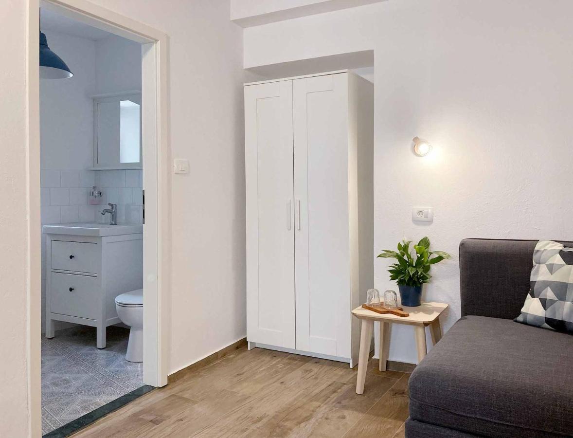 Soca Guesthouse Kanal Екстериор снимка