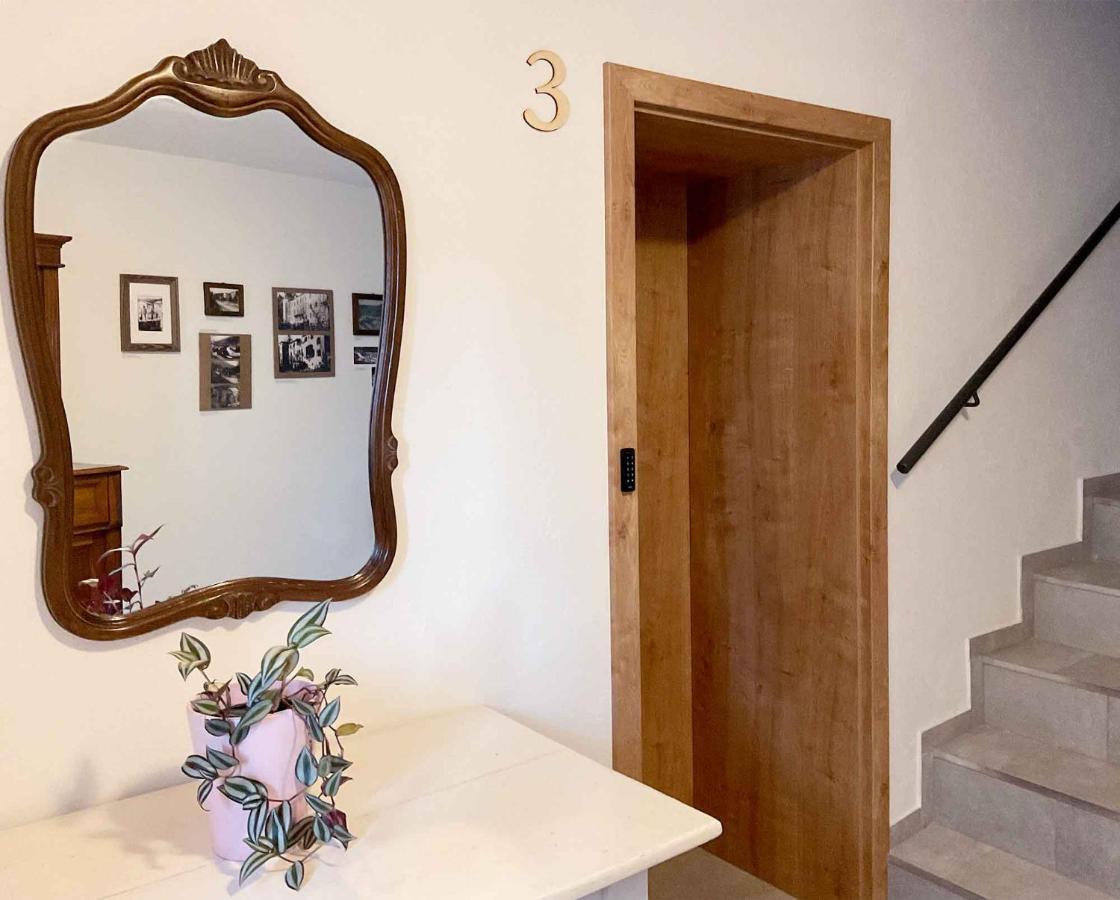Soca Guesthouse Kanal Екстериор снимка