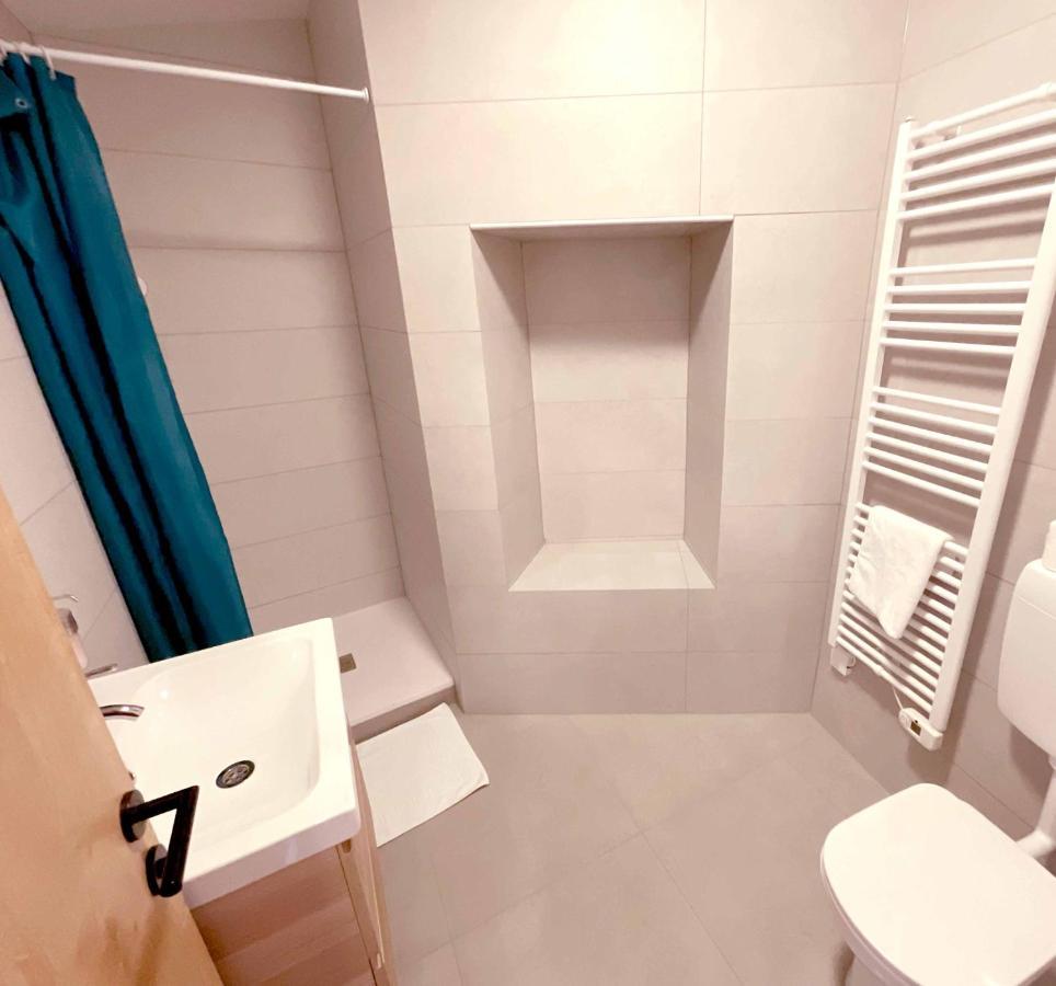 Soca Guesthouse Kanal Екстериор снимка