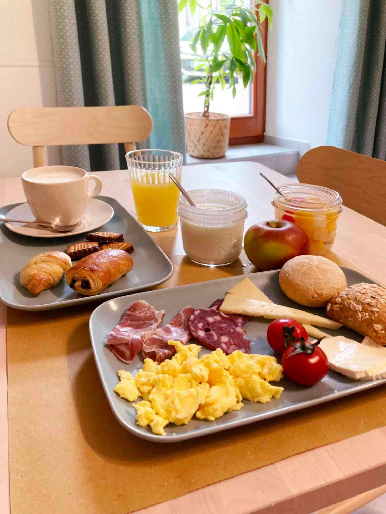 Soca Guesthouse Kanal Екстериор снимка